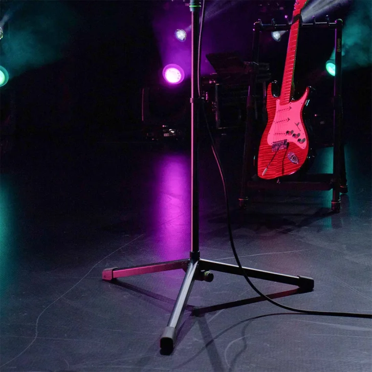 Gravity GMS5311B Traveler Hafif Mikrofon Standı