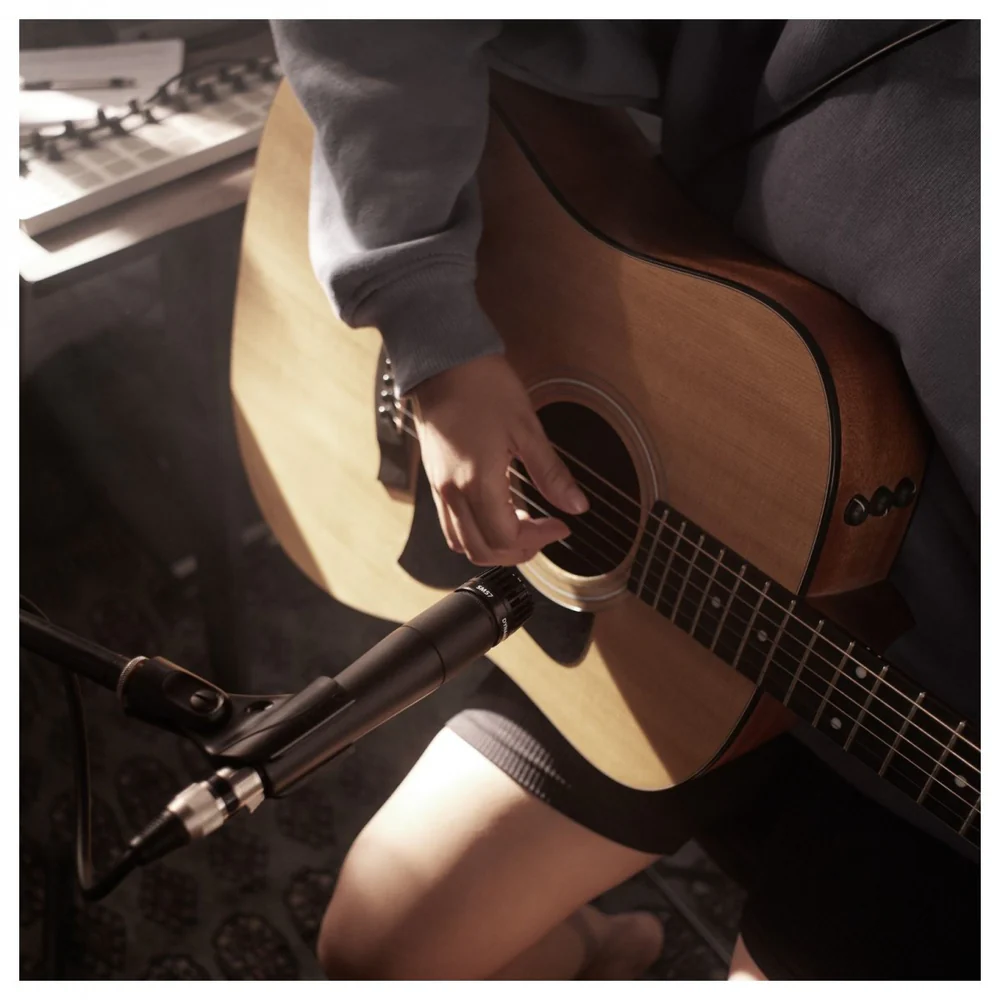 Shure SM57 mikrofonu ile akustik gitar kaydı