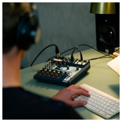 Soundcraft Notepad 8FX 8 Kanal Efektli Analog Deck Mikser - 6